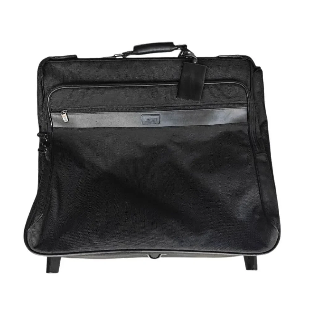 HARTMANN Two Wheeled Intensity Garment Luggage Bag
